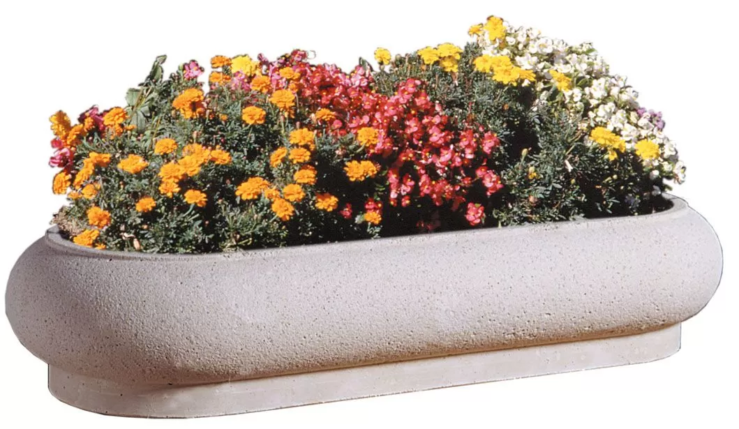 Oblong concrete planter